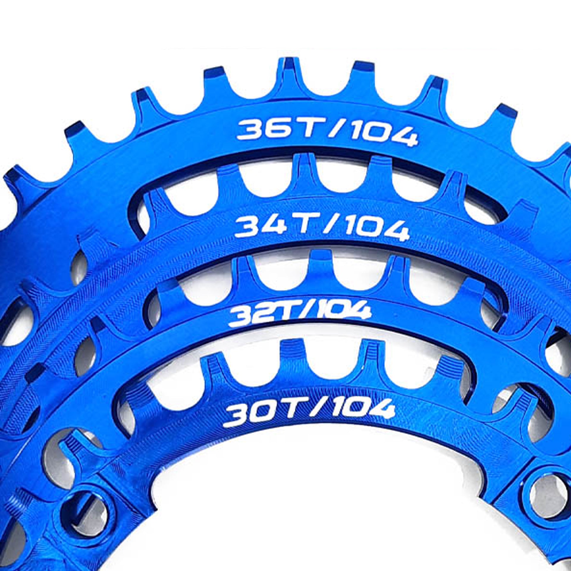 Blue chainrings in various sizes on a white background