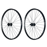 27.5 inch and 30mm width enduro straightpull wheelset for mtb, on a white background